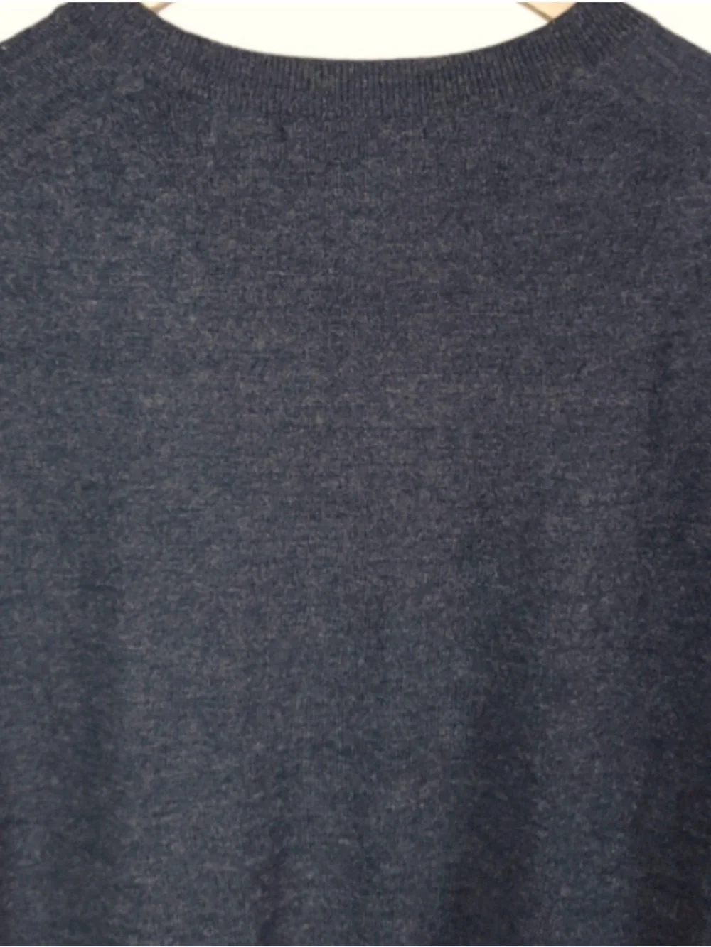 Banana Republic Charcoal V-Neck Merino Wool Classic Lightweight Sweater Size M